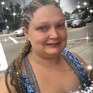 Meet your Posher, Qween